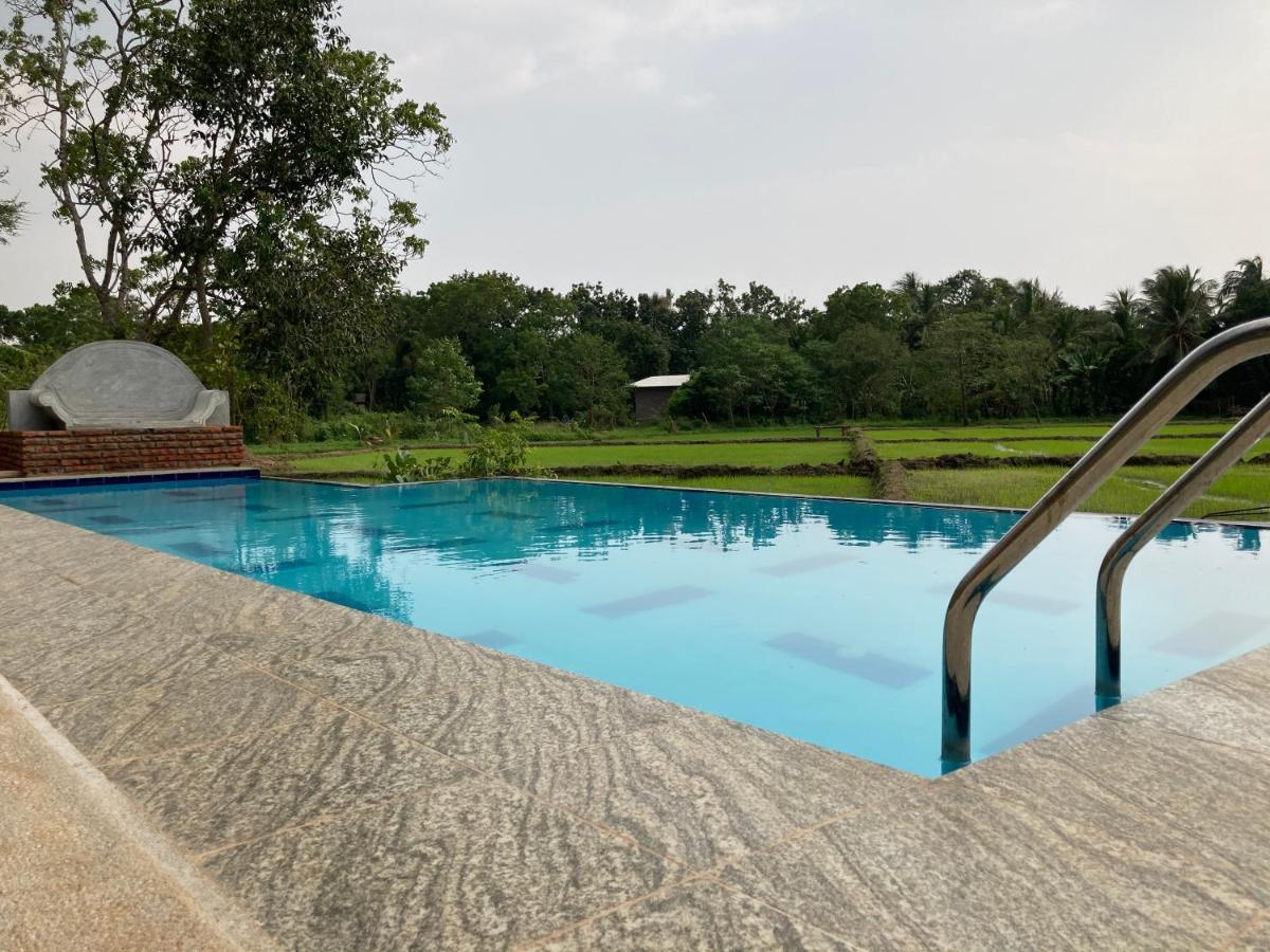 Monaara Leisure - Anuradhapura Exterior photo