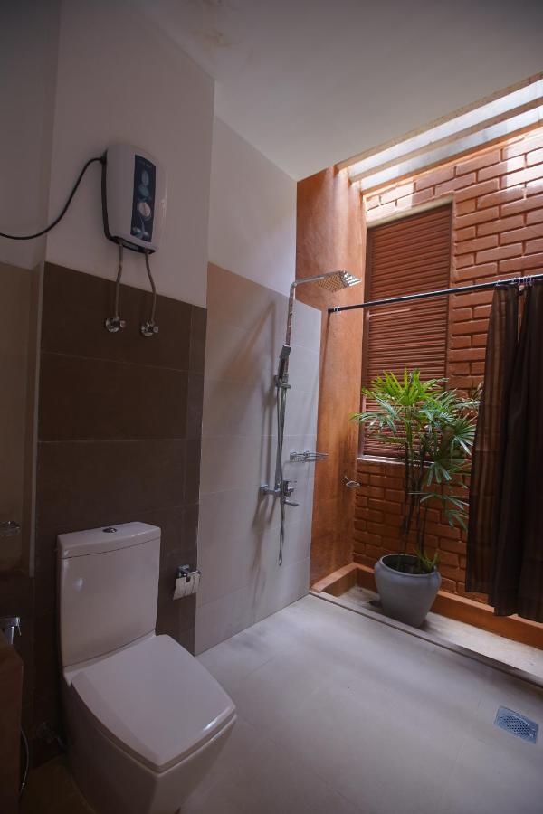 Monaara Leisure - Anuradhapura Exterior photo