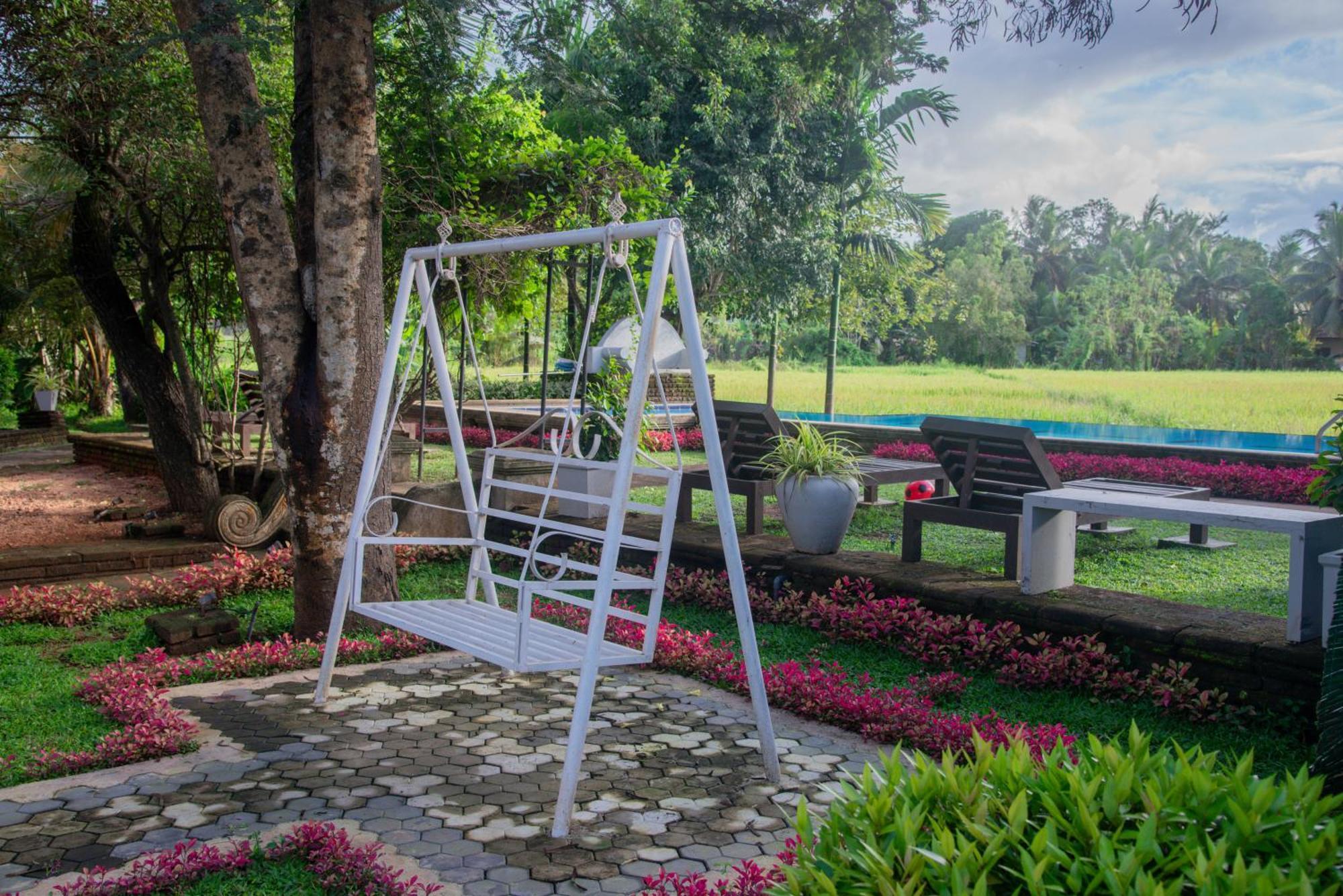 Monaara Leisure - Anuradhapura Exterior photo